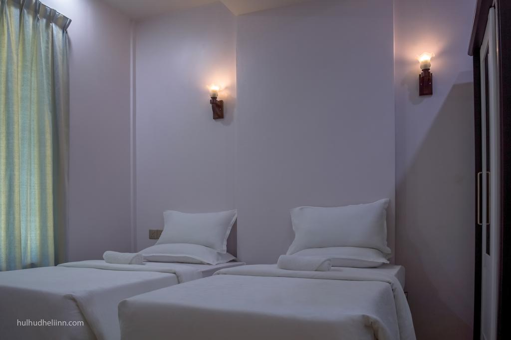 Hulhudheli Inn Экстерьер фото