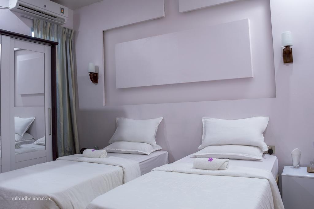 Hulhudheli Inn Экстерьер фото